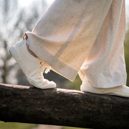 Tanuki たぬき paper shoe