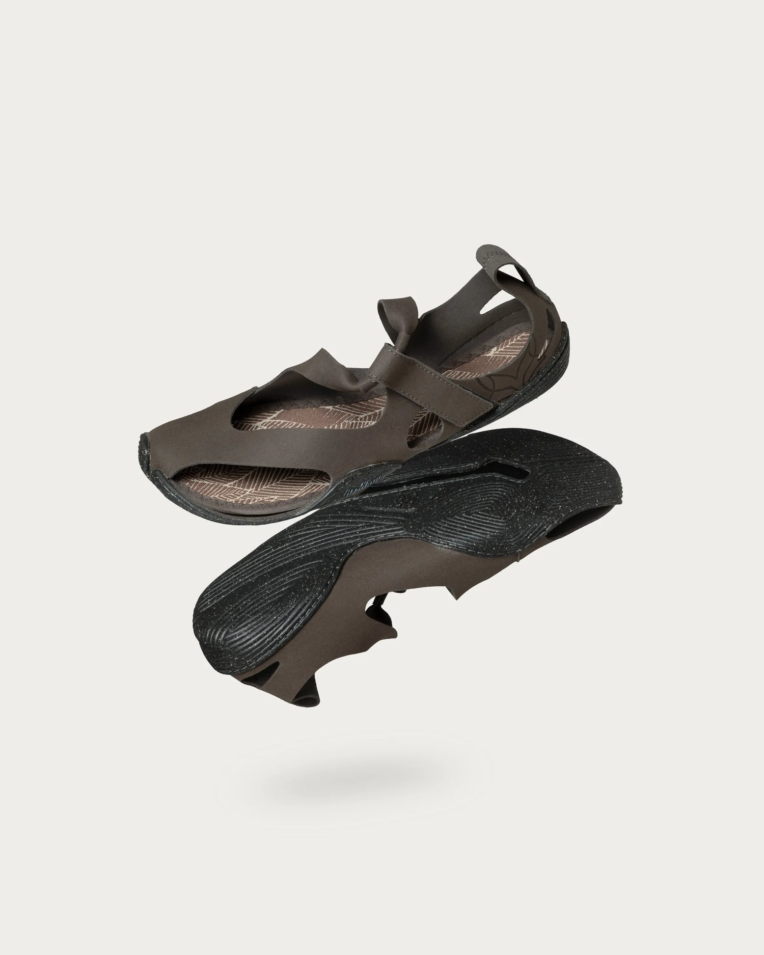 wildling-shoes-FEDER-KAKAO-Adults-01.webp