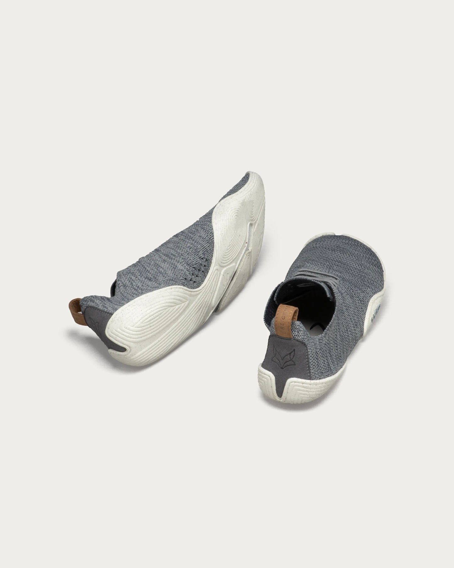 wildling-shoes-NITTUGO-GREY-Adults-02.webp