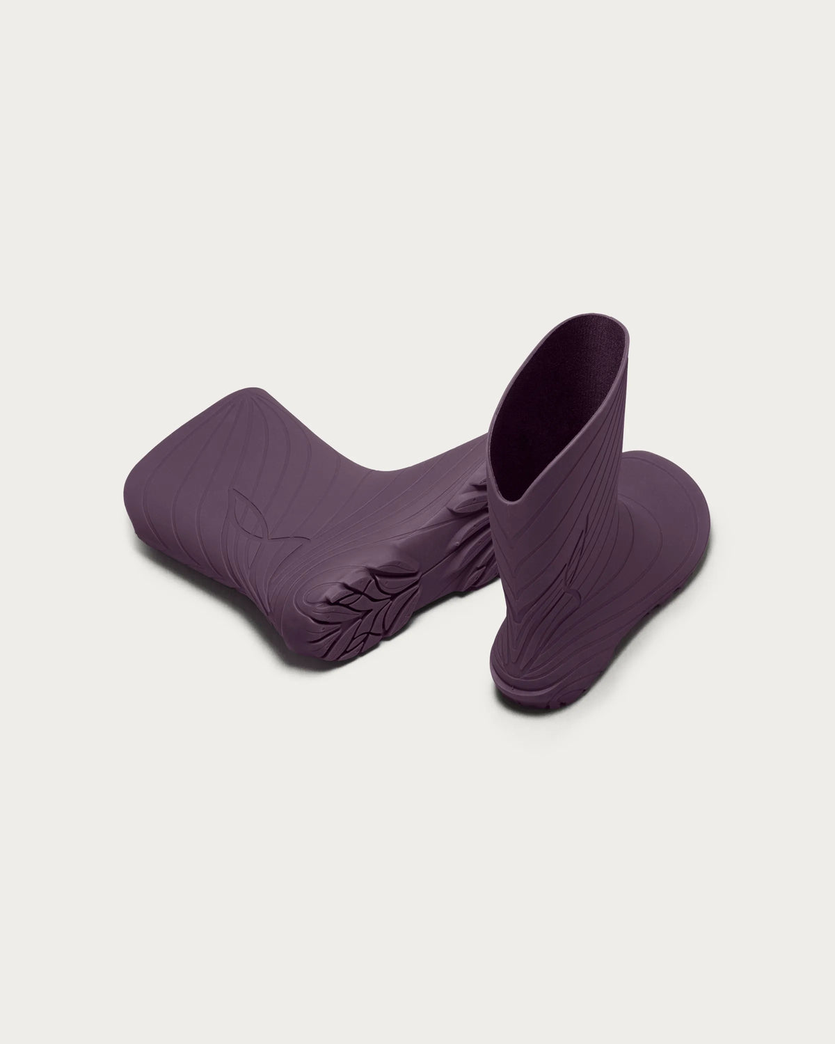 wildling-shoes-RANIDAE-PLUM-Adults-02.webp