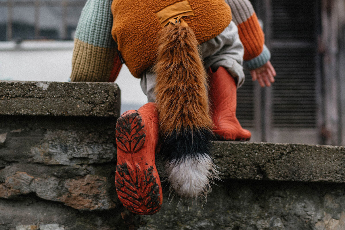 wildling-shoes-ranidae-orange-kids-06.jpg
