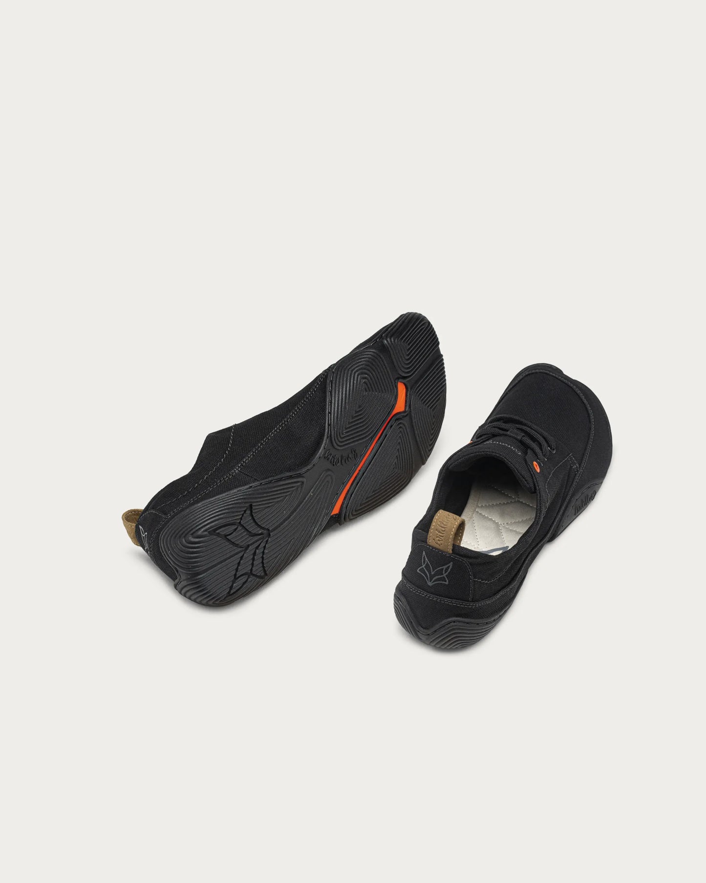 wildling_shoes_TANUKI_YORU_Adults_2.webp